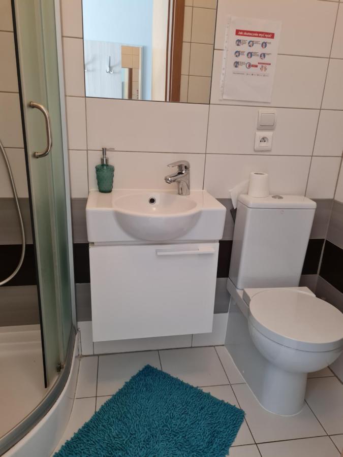 Bela - Pokoje Z Aneksami I Apartamenty Kołobrzeg Exterior foto
